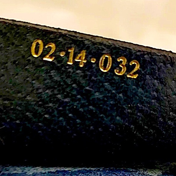 GUCCI GG Supreme Sherry Line Leather and Coated Canvas Crossbody Shoulder Bag - Picture 10 of 17